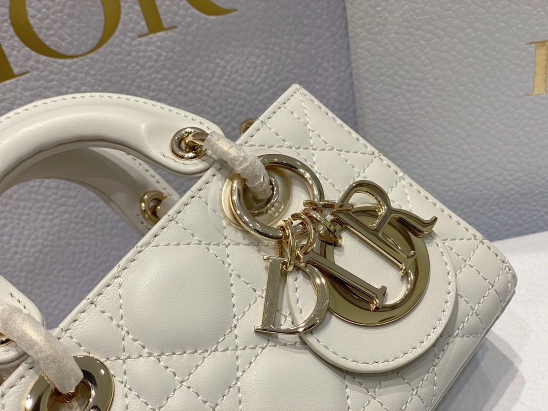 MOMO-- S0910ONGE-M030 item：C-B063F1317Y