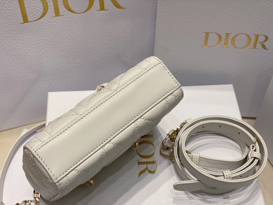 MOMO-- S0910ONGE-M030 item：C-B063F1317Y