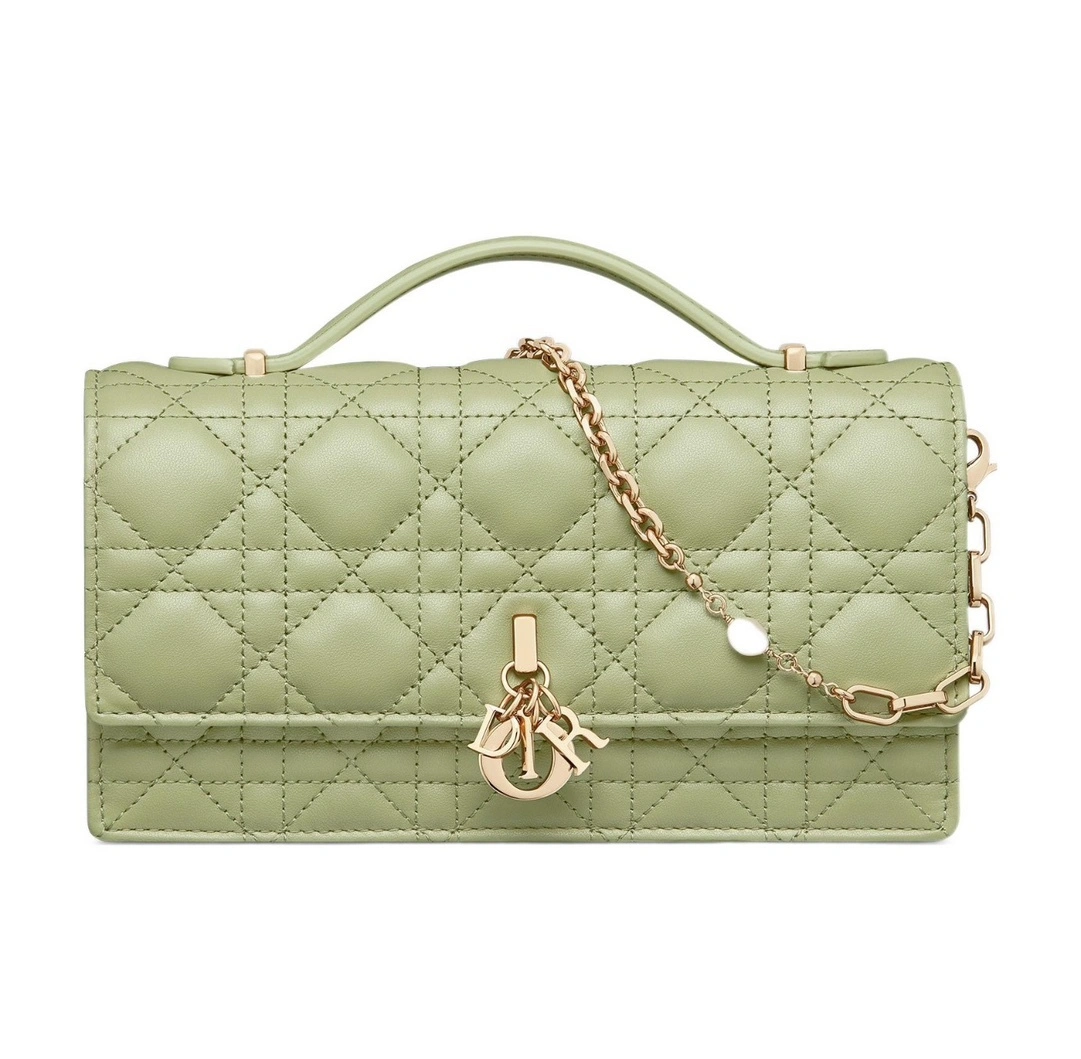 MOMO-- S0980ONMJ-M73H item：C-B397G2409R