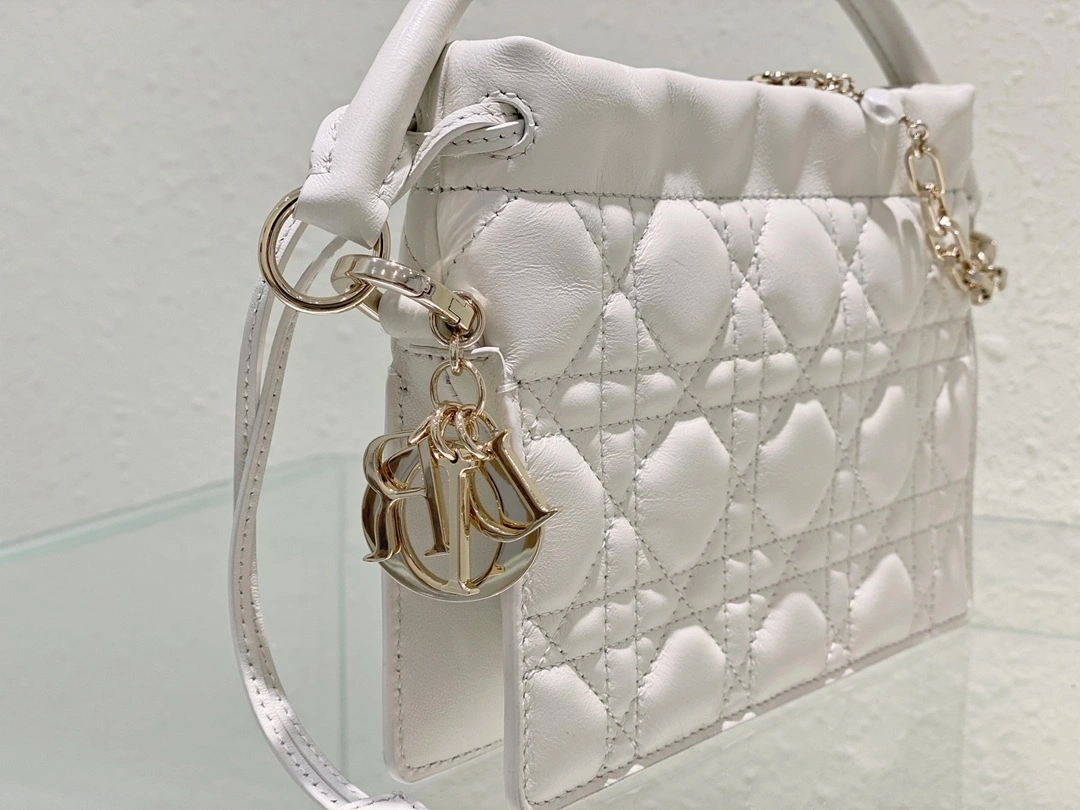 MOMO-- S0981ONMJ-M030 item：C-B063F1324Y
