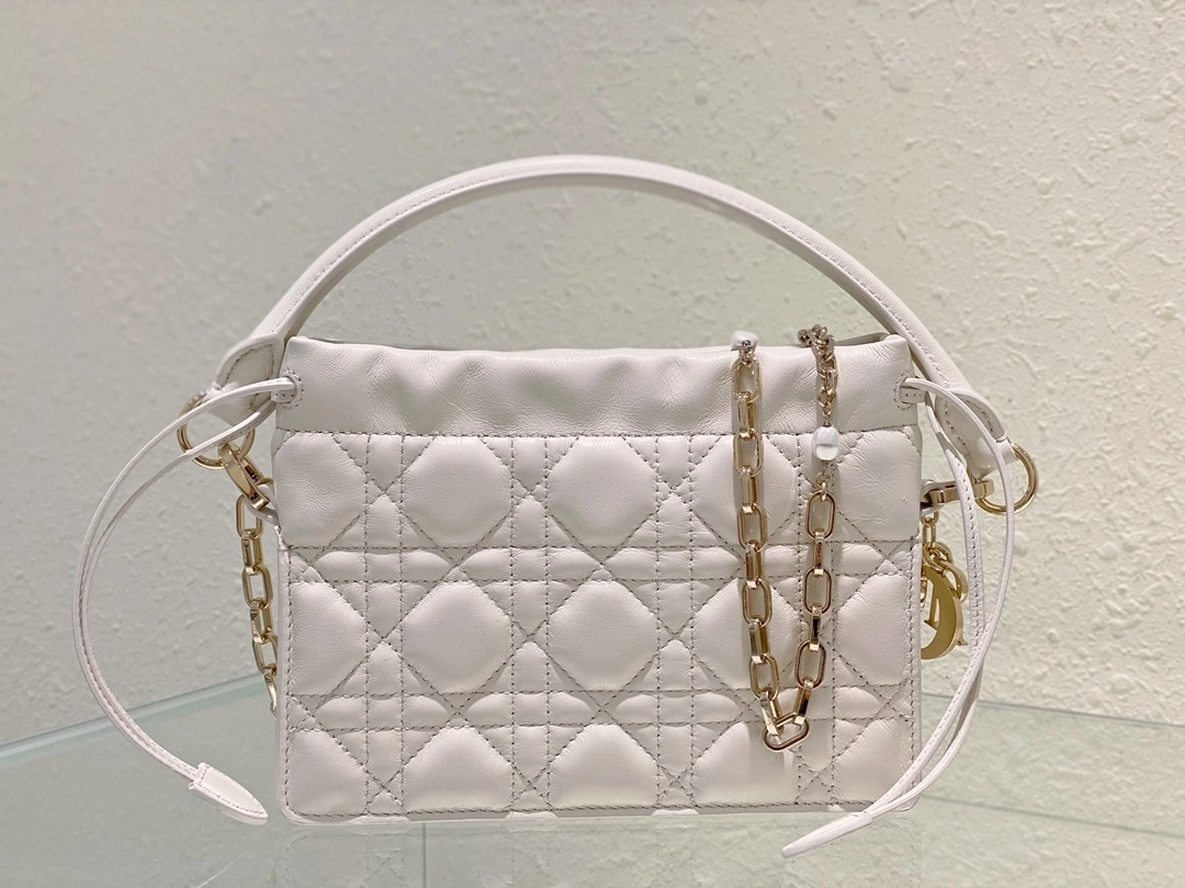 MOMO-- S0981ONMJ-M030 item：C-B063F1324Y