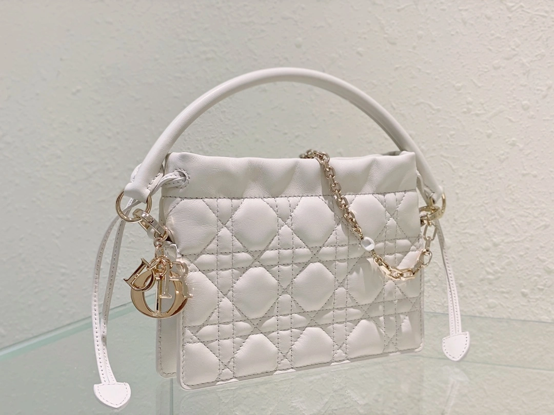 MOMO-- S0981ONMJ-M030 item：C-B063F1324Y