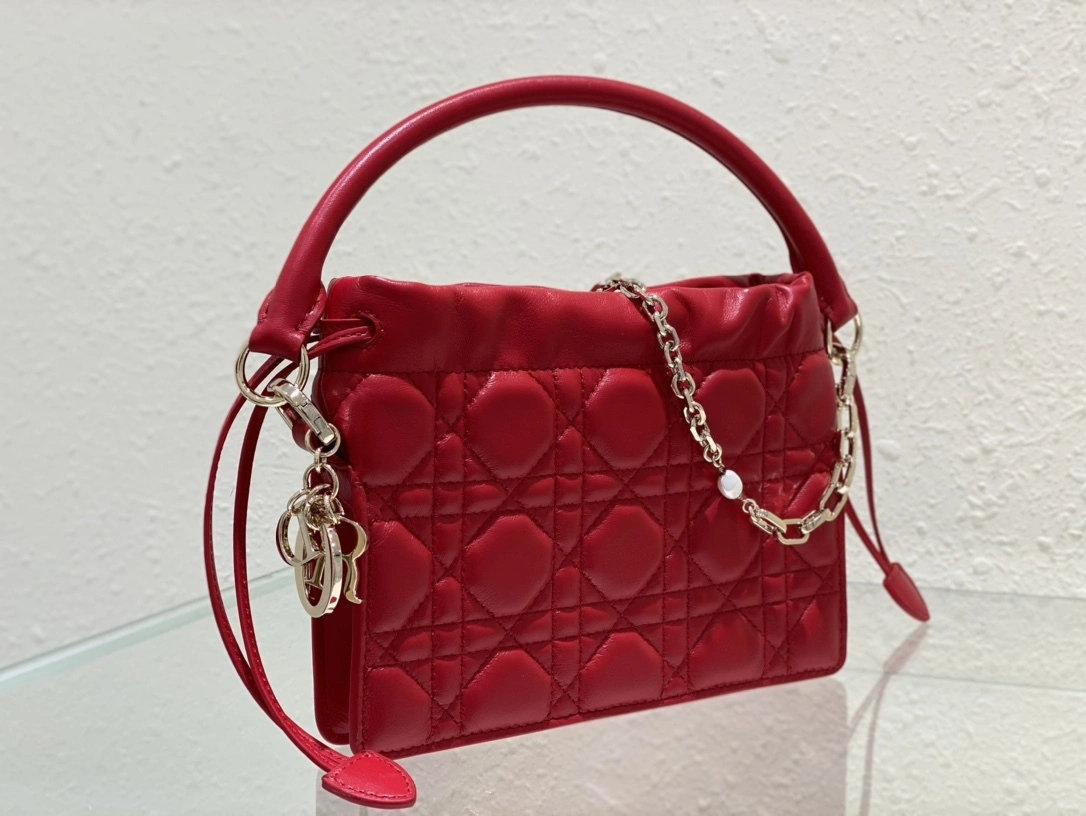 MOMO-- S0981ONMJ-M57R item：C-B063F1325Y