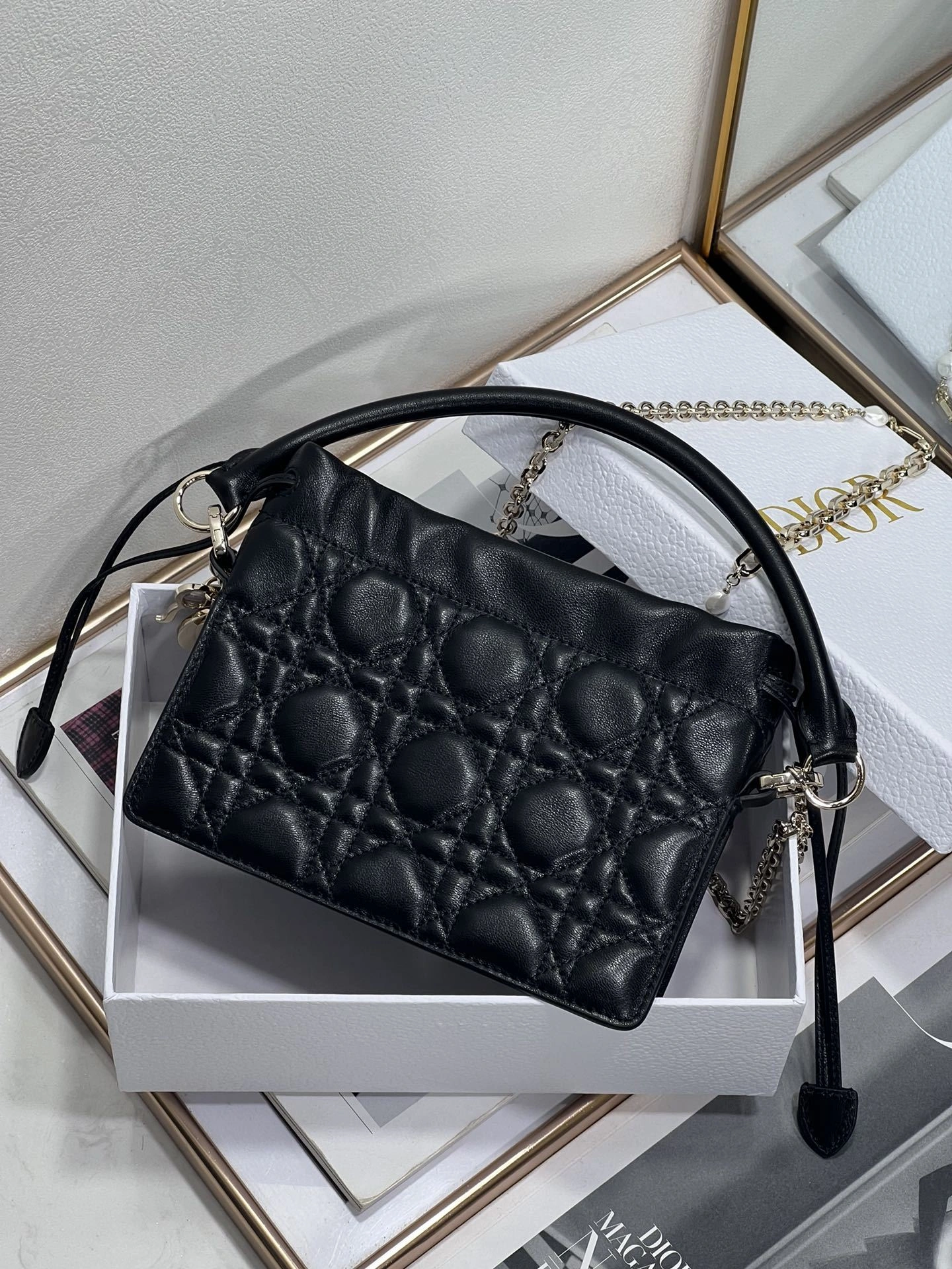 MOMO-- S0981ONMJ-M900 item：C-B063E3104R