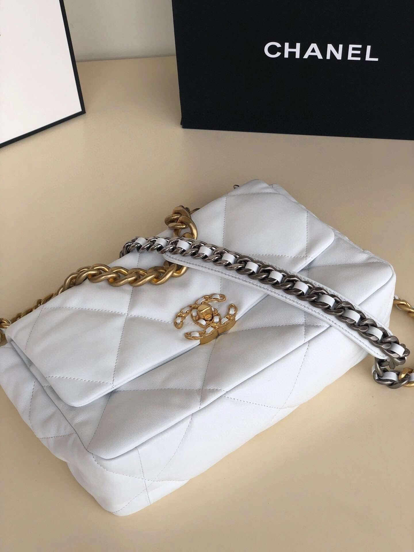 *MOMO---S1161 Lambskin item : A-B00G2817