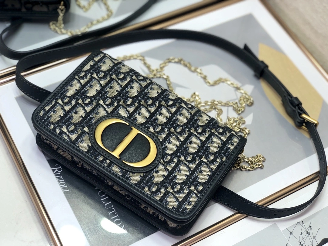 MOMO-- S2086UTZQ-M928 item：C-B063H1729R