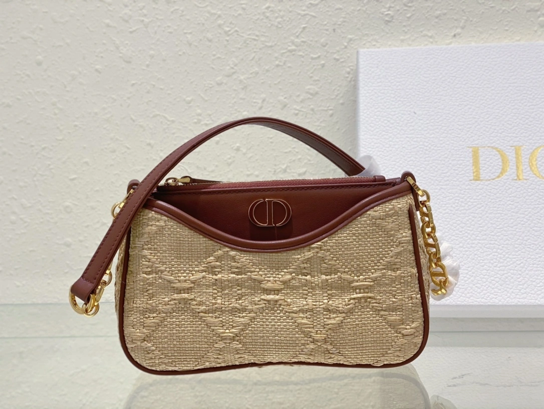MOMO-- S2187UCNX-M925 item：C-B063H0237R