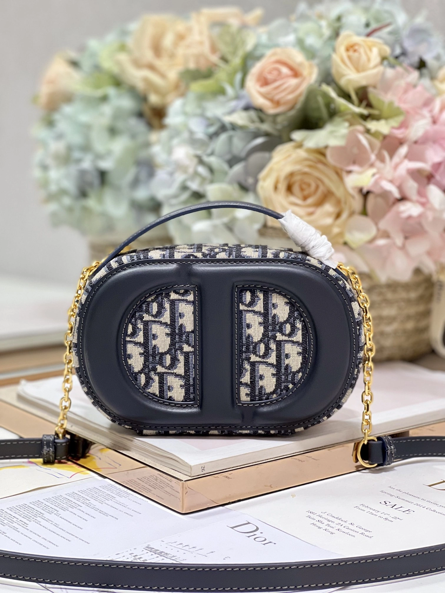 MOMO-- S2201UTZQ-M928 item：C-B397G2928R