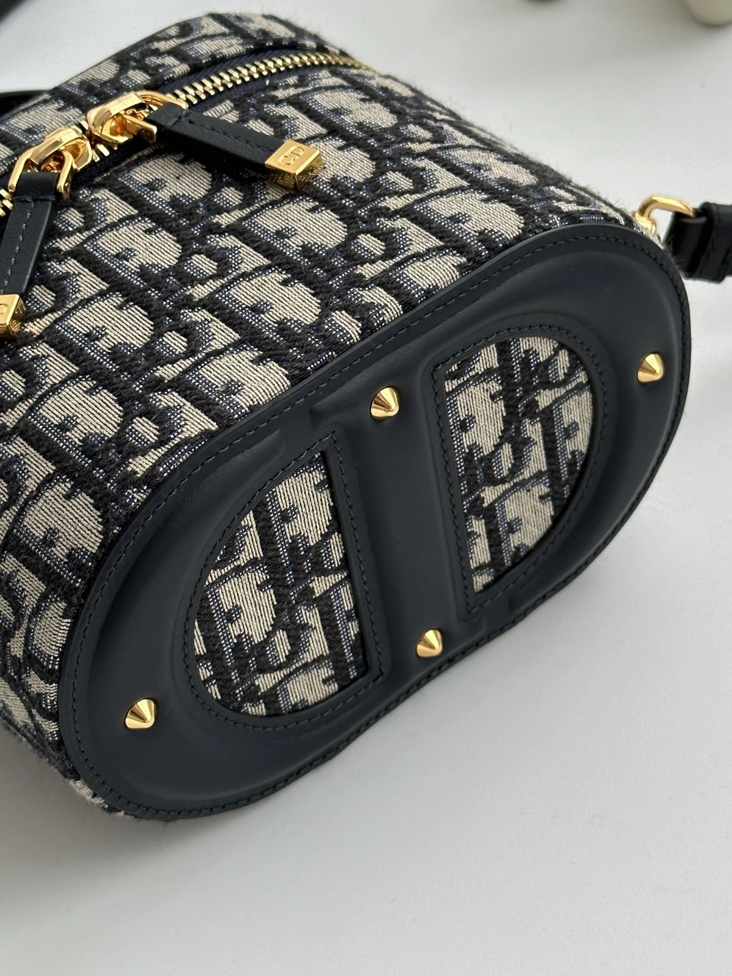 MOMO-- S2203UTZQ-M928 item:D-B000A1635