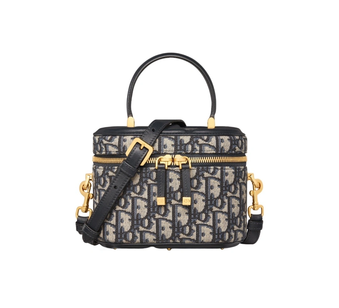MOMO-- S2203UTZQ-M928 item:D-B482B1723R