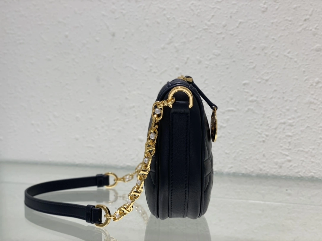 MOMO-- S3206UDBB-M900 sheepskin item:D-B063E1163