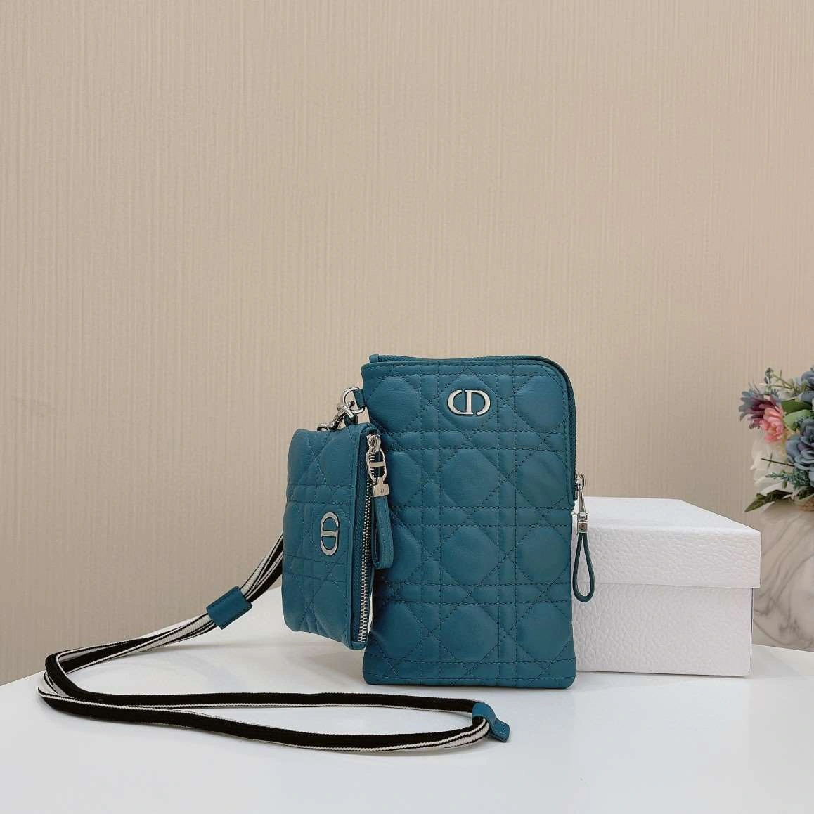 *MOMO---S5036PWHC-M97B cowhide item : A-B063H2337A