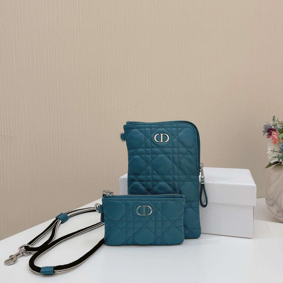 *MOMO---S5036PWHC-M97B cowhide item : A-B063H2337A