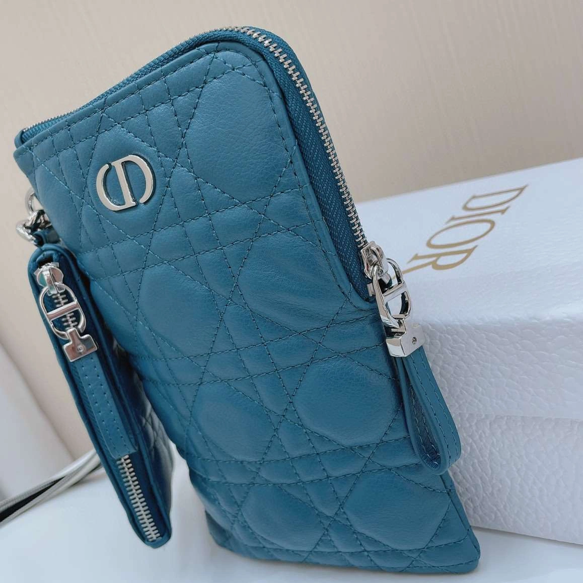 *MOMO---S5036PWHC-M97B cowhide item : A-B063H2337A