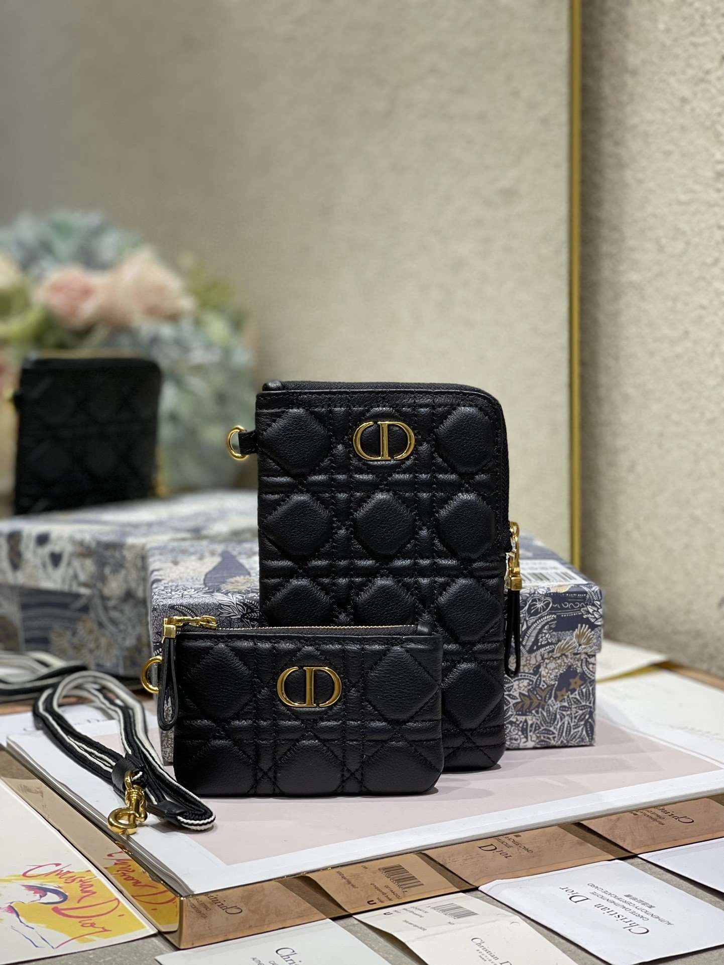 *MOMO---S5036UWHC-M900 cowhide item : A-B00H2339A