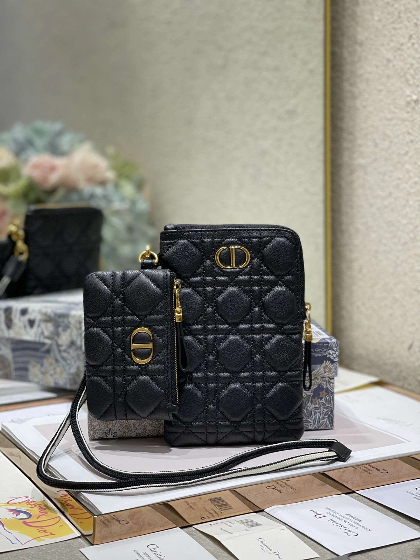 *MOMO---S5036UWHC-M900 cowhide item : A-B00H2339A