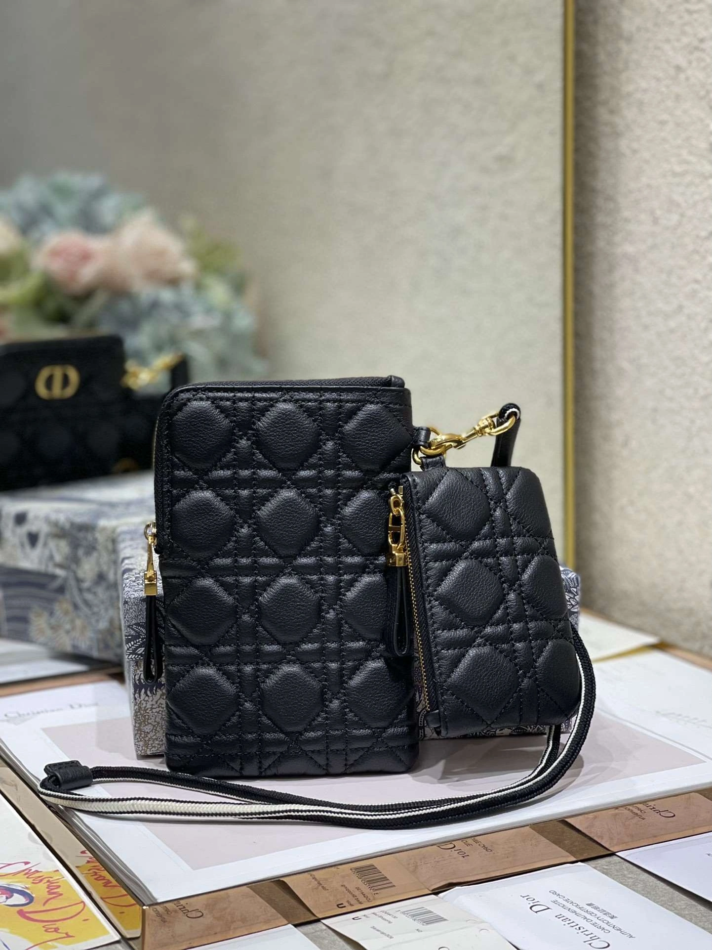 *MOMO---S5036UWHC-M900 cowhide item : A-B00H2339A