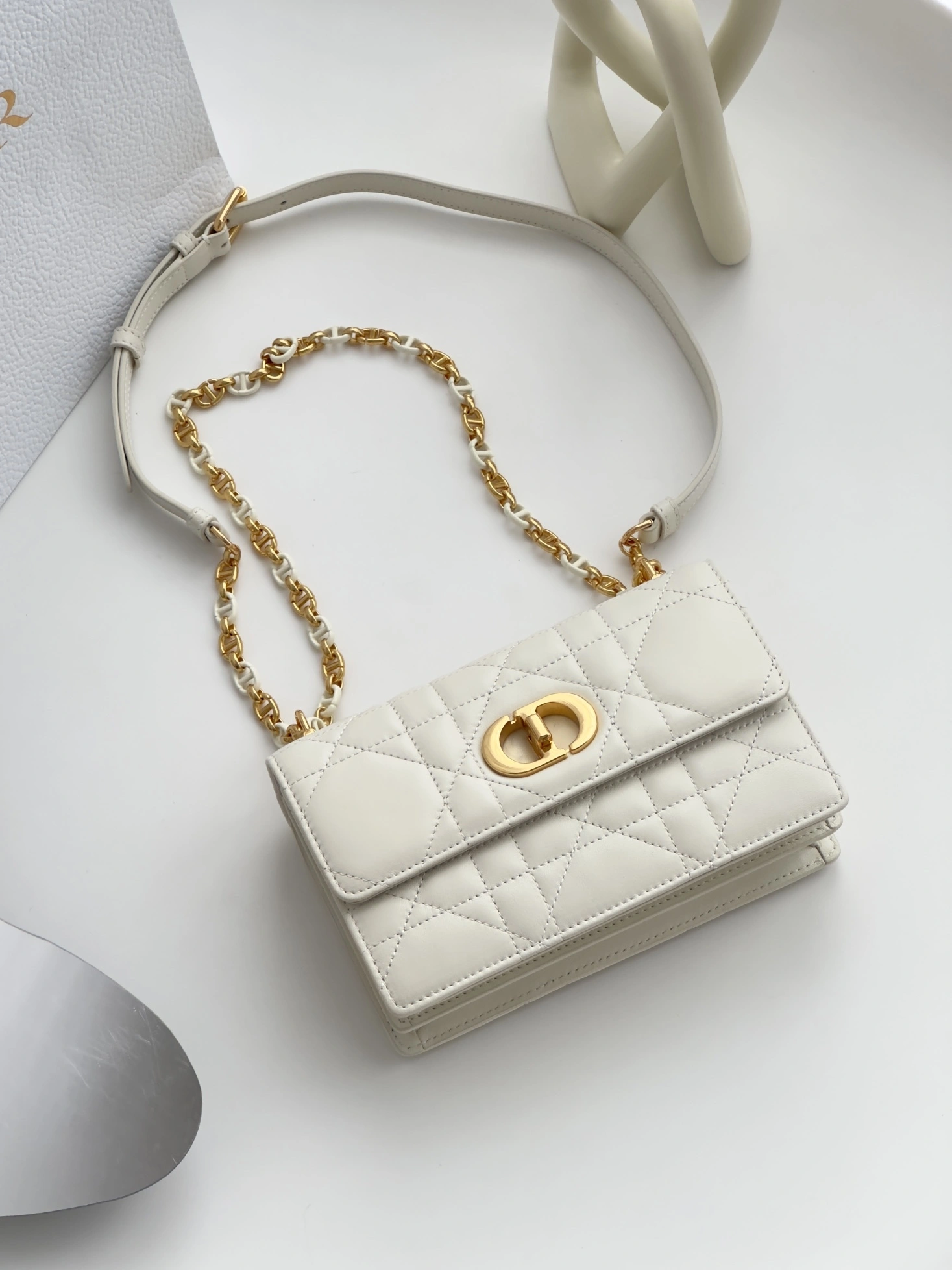MOMO-- S5169UDAX-M030 item:D-B000A1585