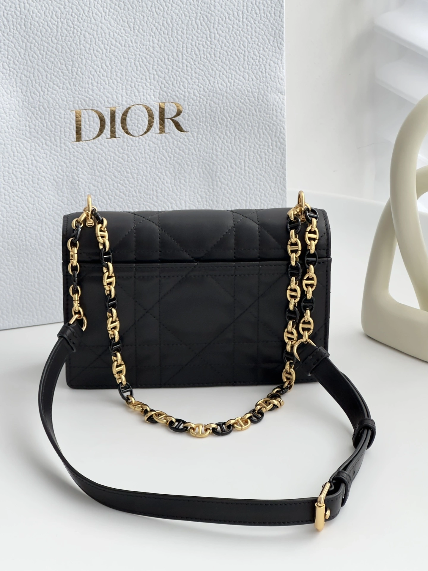 MOMO-- S5169UDAX-M900 item:D-B000A1586
