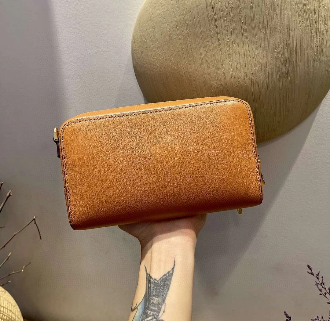 *MOMO---S5668CCEH-M44M cowhide item : A-B00H2318A