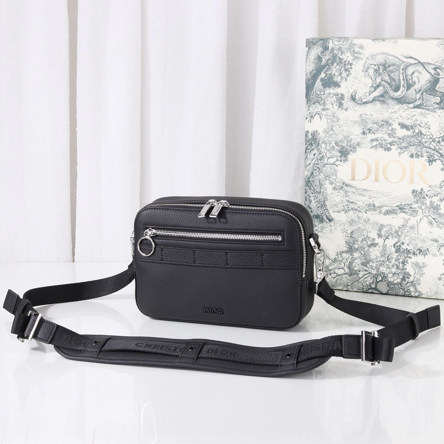*MOMO---Safari cowhide item : A-B180J7620T