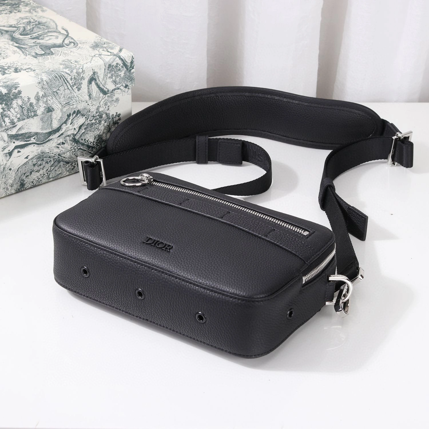 *MOMO---Safari cowhide item : A-B180J7620T