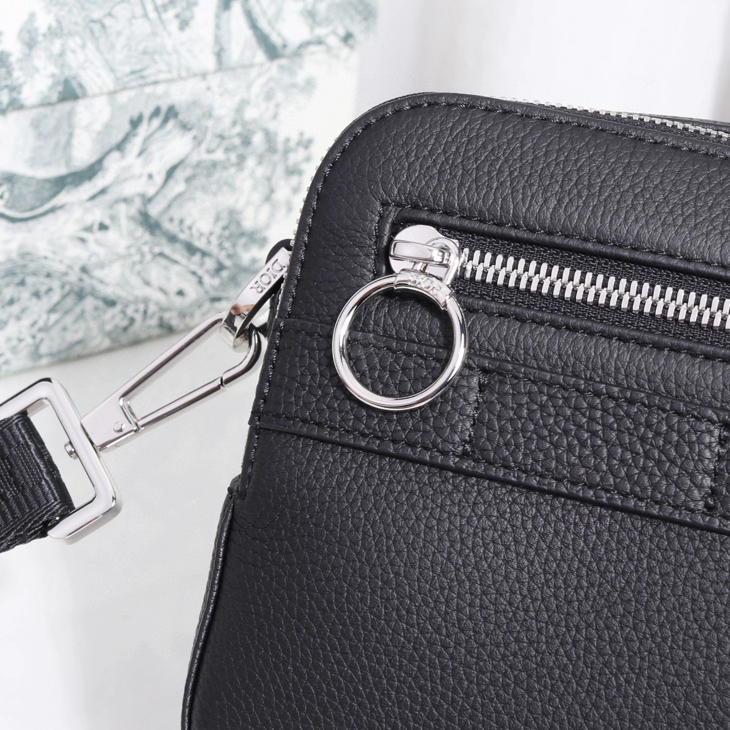*MOMO---Safari cowhide item : A-B180J7620T