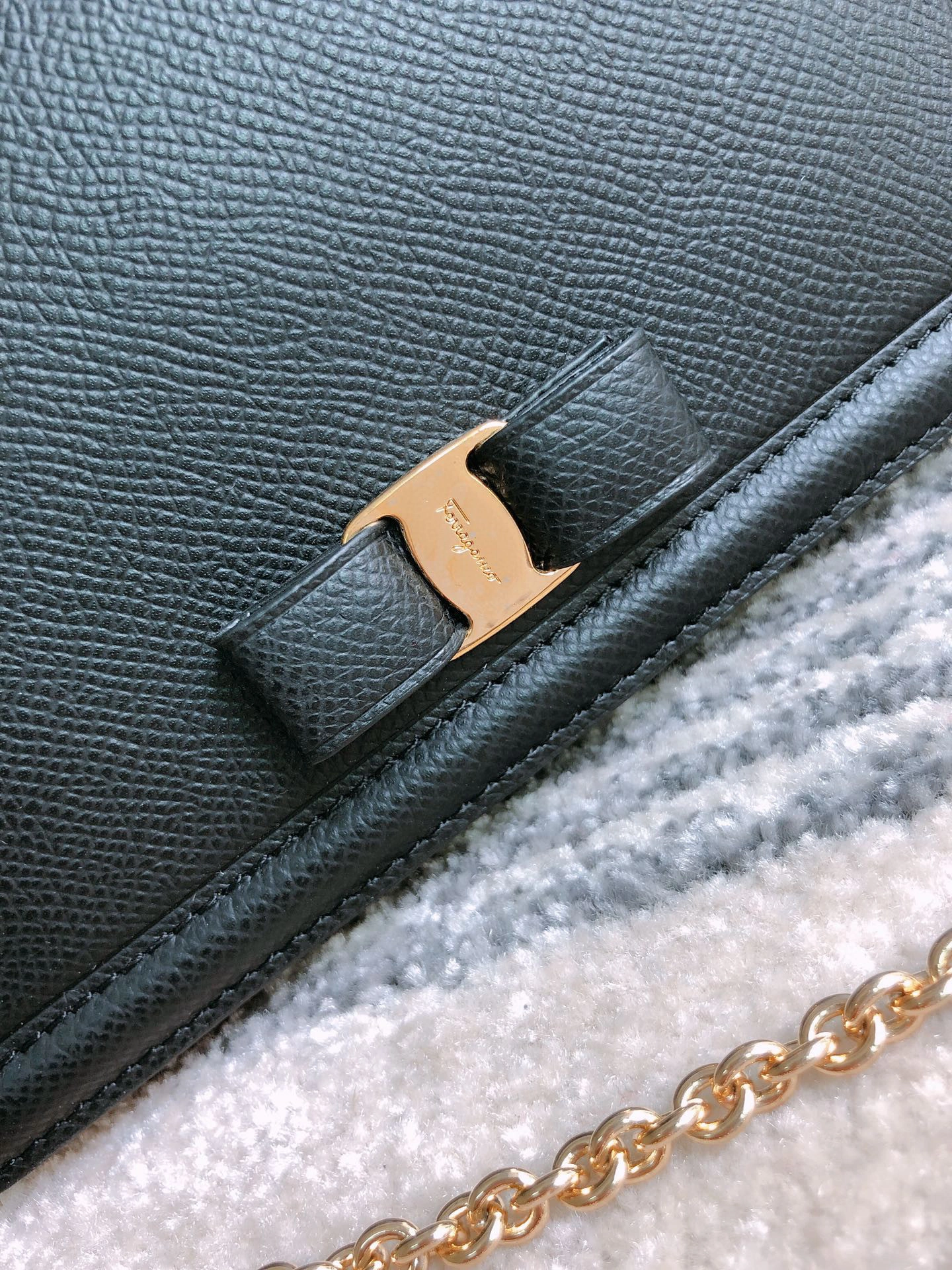 MOMO---Small Cowhide high quality version item : 007B00K2506