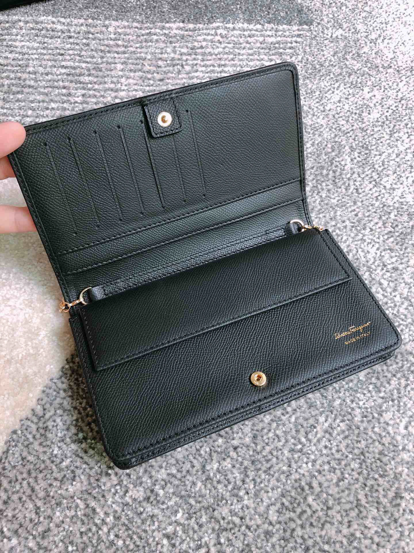 MOMO---Small Cowhide high quality version item : 007B00K2506