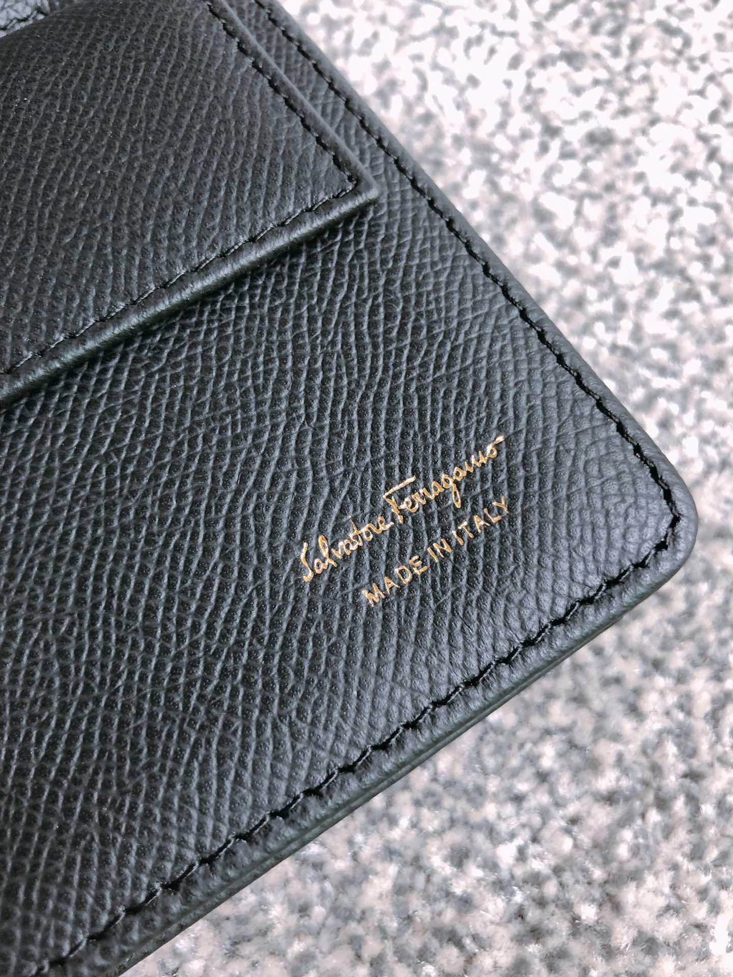 MOMO---Small Cowhide high quality version item : 007B00K2506