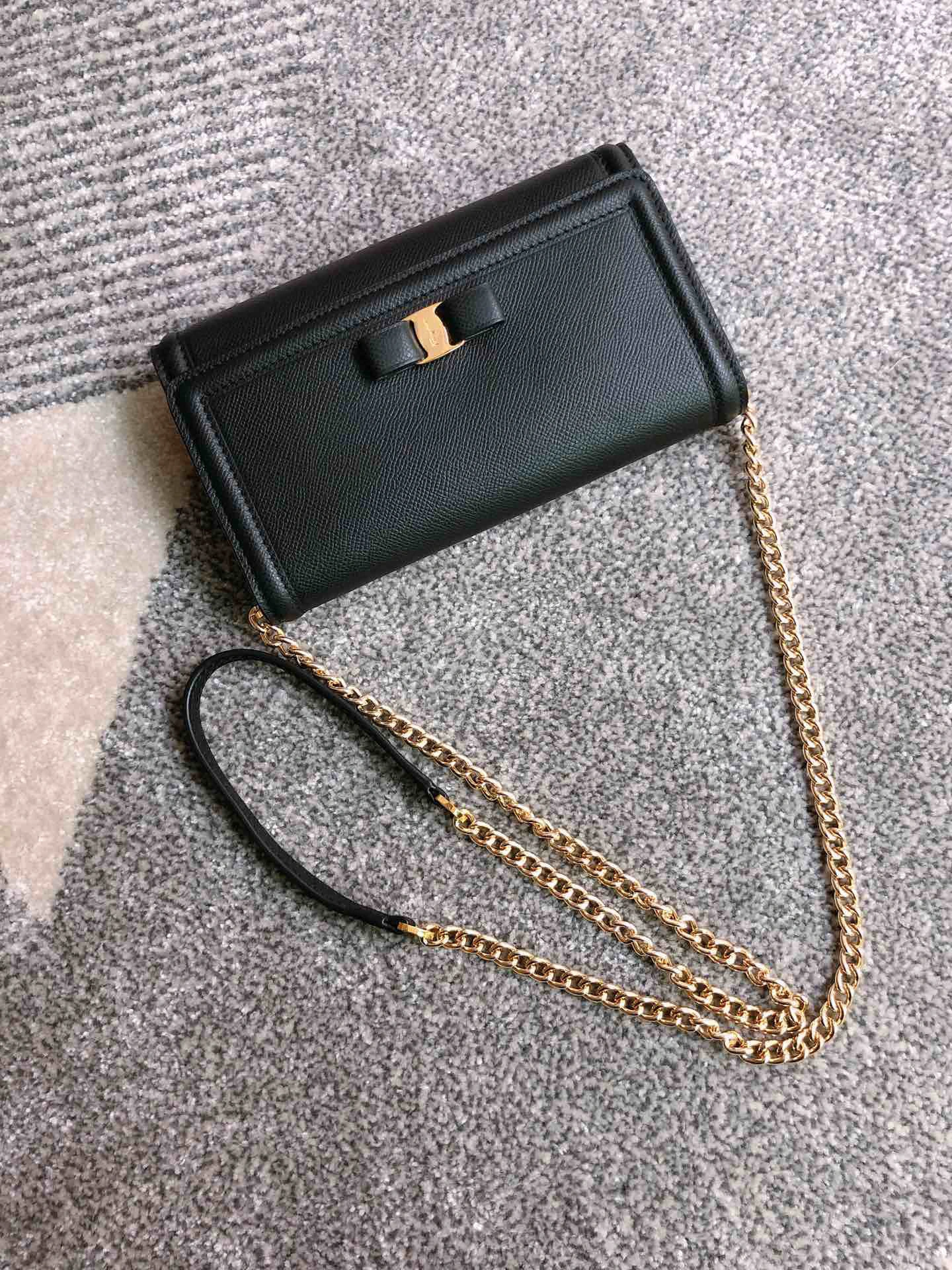 MOMO---Small Cowhide high quality version item : 007B00K2507