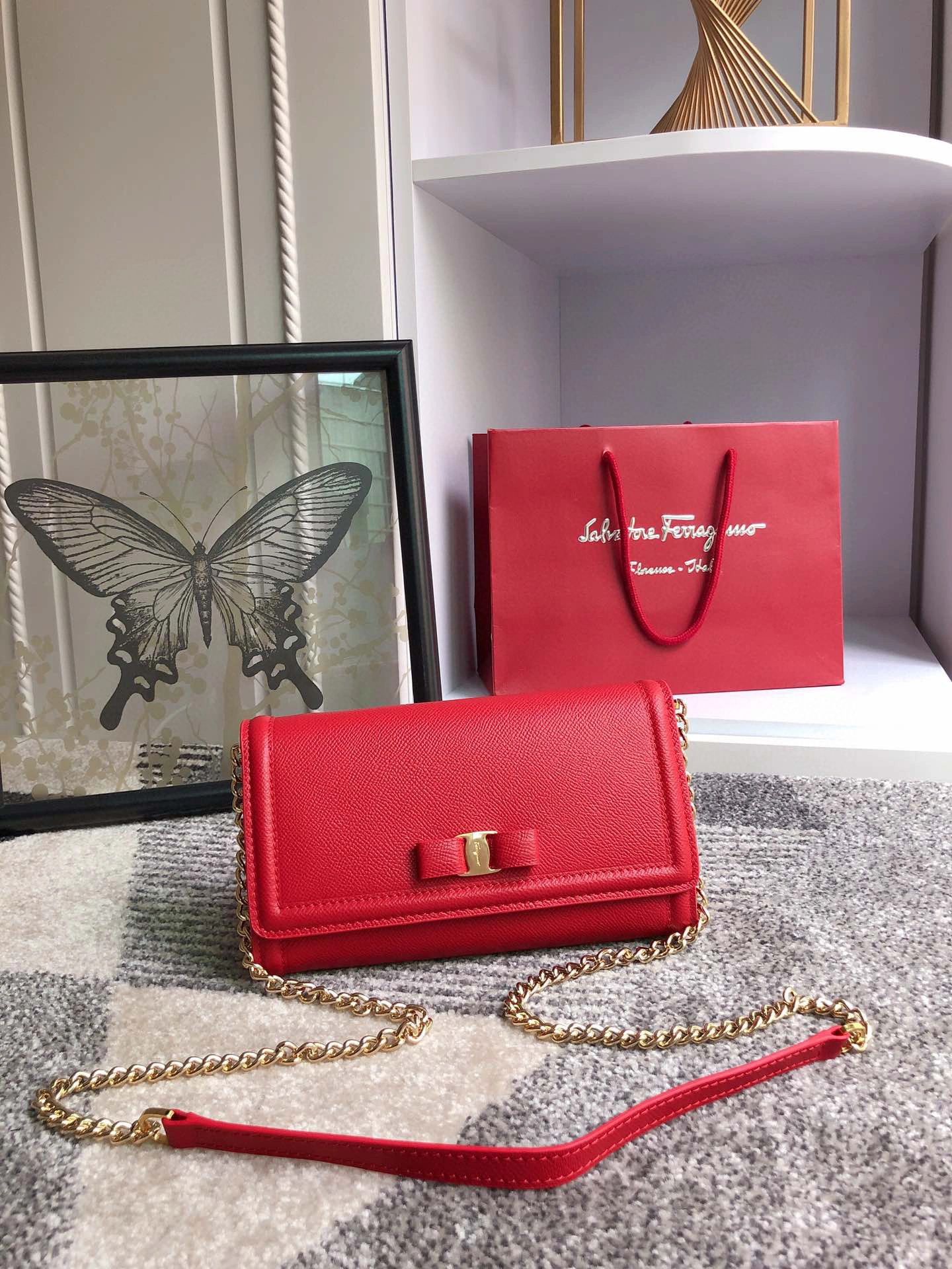 MOMO---Small Cowhide high quality version item : 007B00K2507