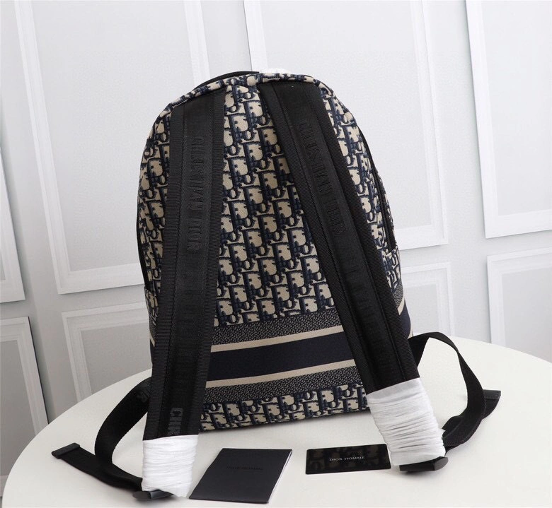 MOMO-- TRAVEL M6104STZQ item : 00B49E3029