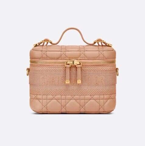 *MOMO-- TRAVEL Multiple colors Sheepskin item : M173B118C0701-2