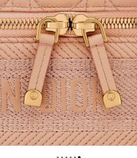 *MOMO-- TRAVEL Multiple colors Sheepskin item : M173B118C0701-2