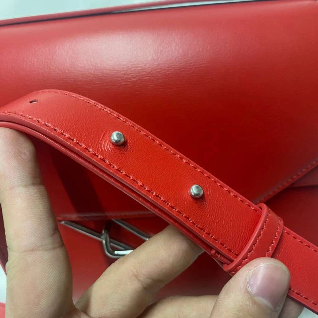 MOMO-- The CLIP 3colour item：063B118E1021-3