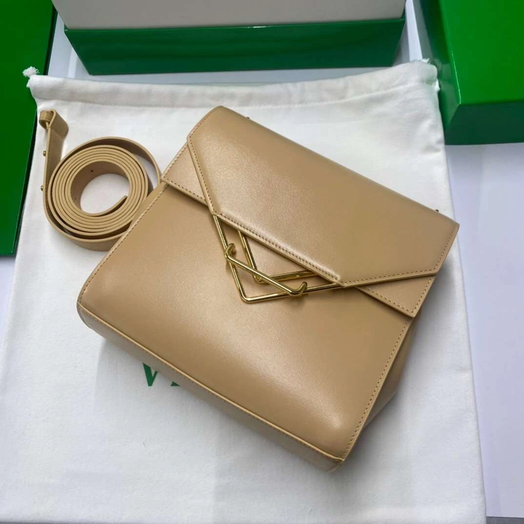 MOMO-- The CLIP 3colour item：063B118E1021-3
