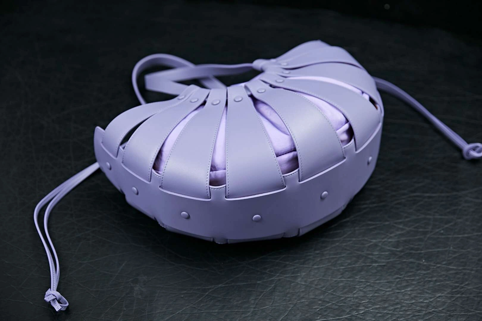 MOMO-- The Shell item：063B138E1025