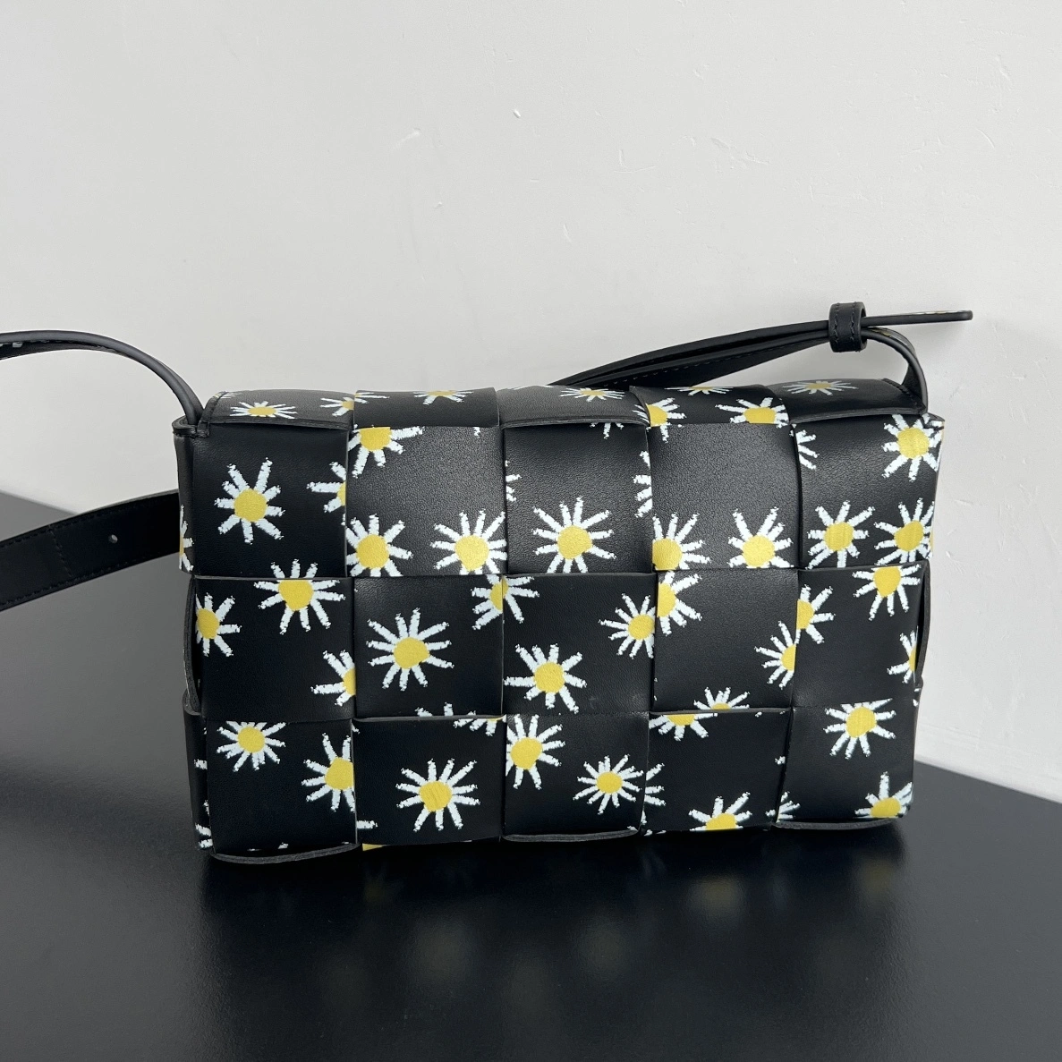MOMO-- V595t1 578004V3R011213 high quality version sheepskin item:E-B063B2618
