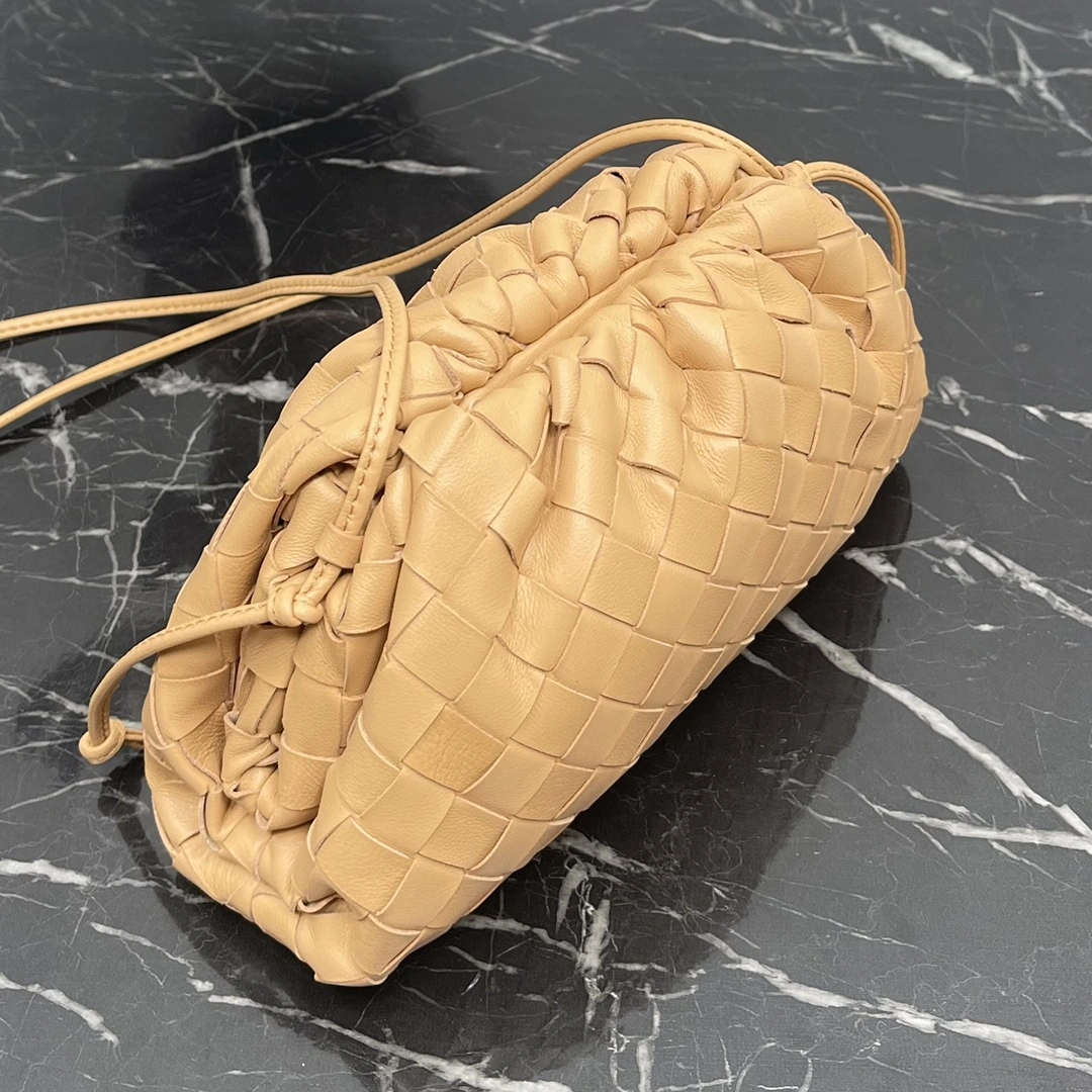 MOMO-- V595t1 585852VCPP12700 high quality version item:D-B000I0927