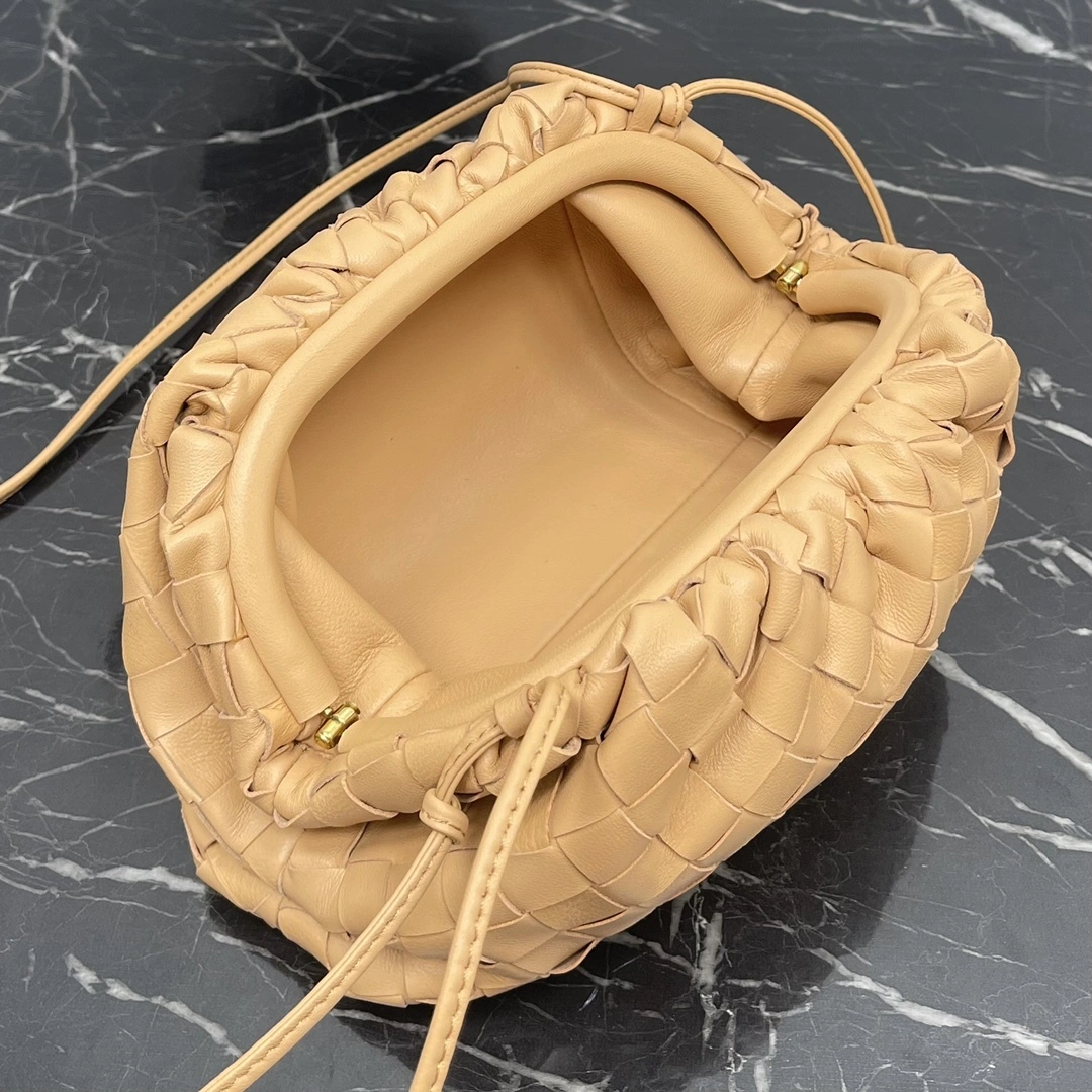 MOMO-- V595t1 585852VCPP12700 high quality version item:D-B000I0927