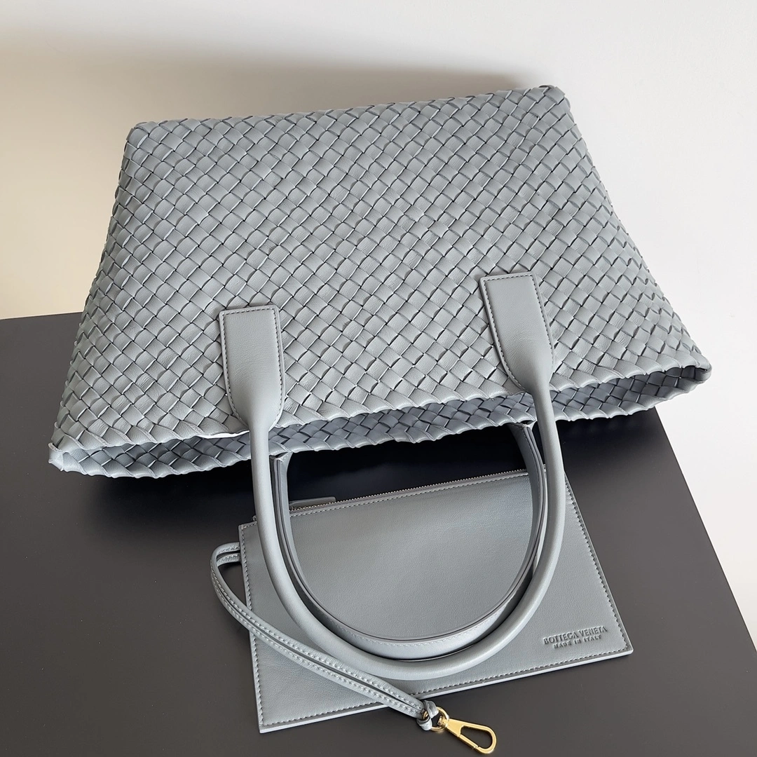 MOMO-- V595t1 608810V1OW11233 high quality version item:E-B100B2745