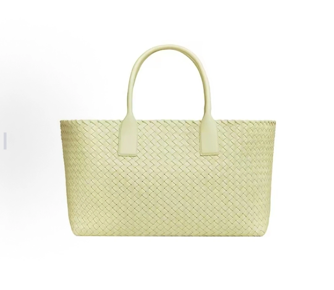 MOMO-- V595t1 608810V1OW19412 high quality version item:E-B100B2739