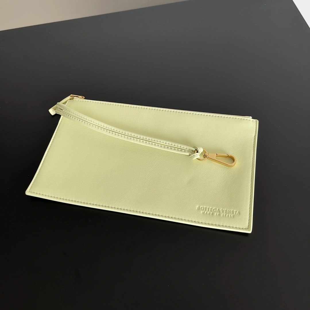 MOMO-- V595t1 608810V1OW19412 high quality version item:E-B100B2739