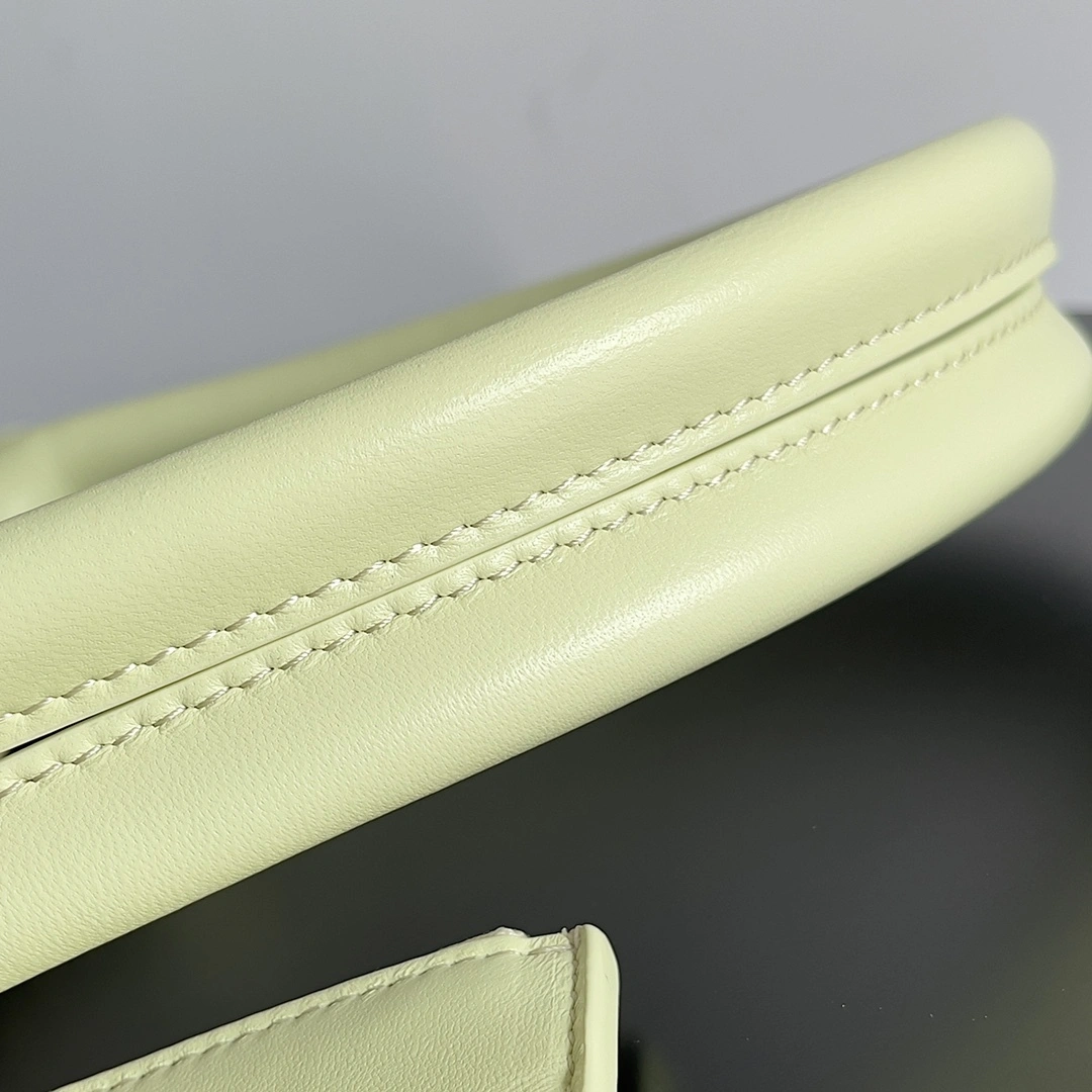 MOMO-- V595t1 608810V1OW19412 high quality version item:E-B100B2739