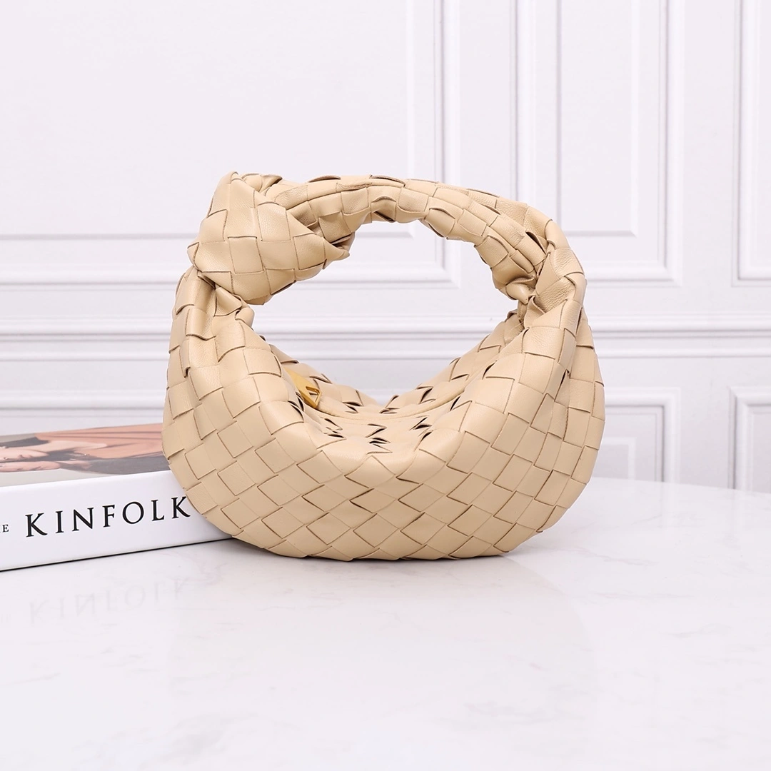 MOMO-- V595t1 651876VCPP59776 high quality version sheepskin item:D-B000I0908