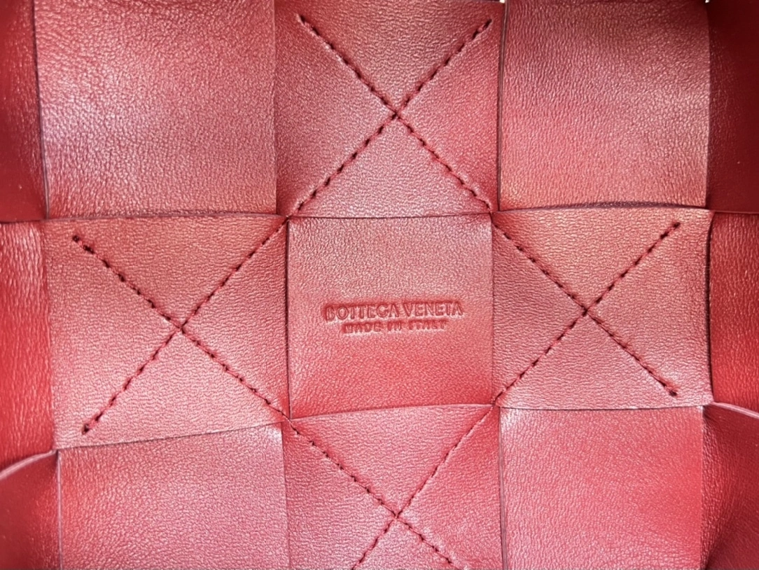 MOMO-- V595t1 680218VCQC46208 high quality version sheepskin item:E-B063A0908