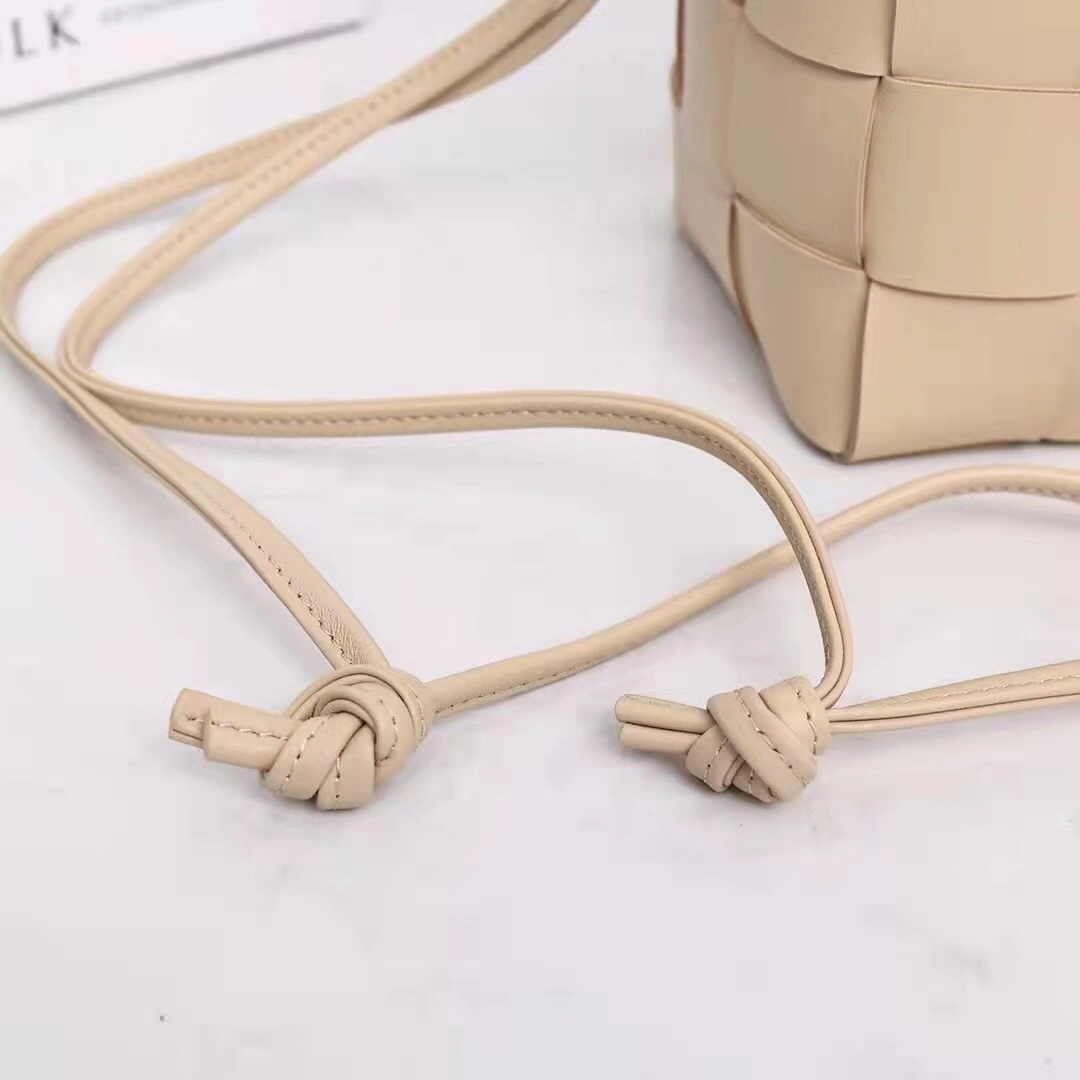 MOMO-- V595t1 680218VCQC49776 high quality version item:D-B000I1227