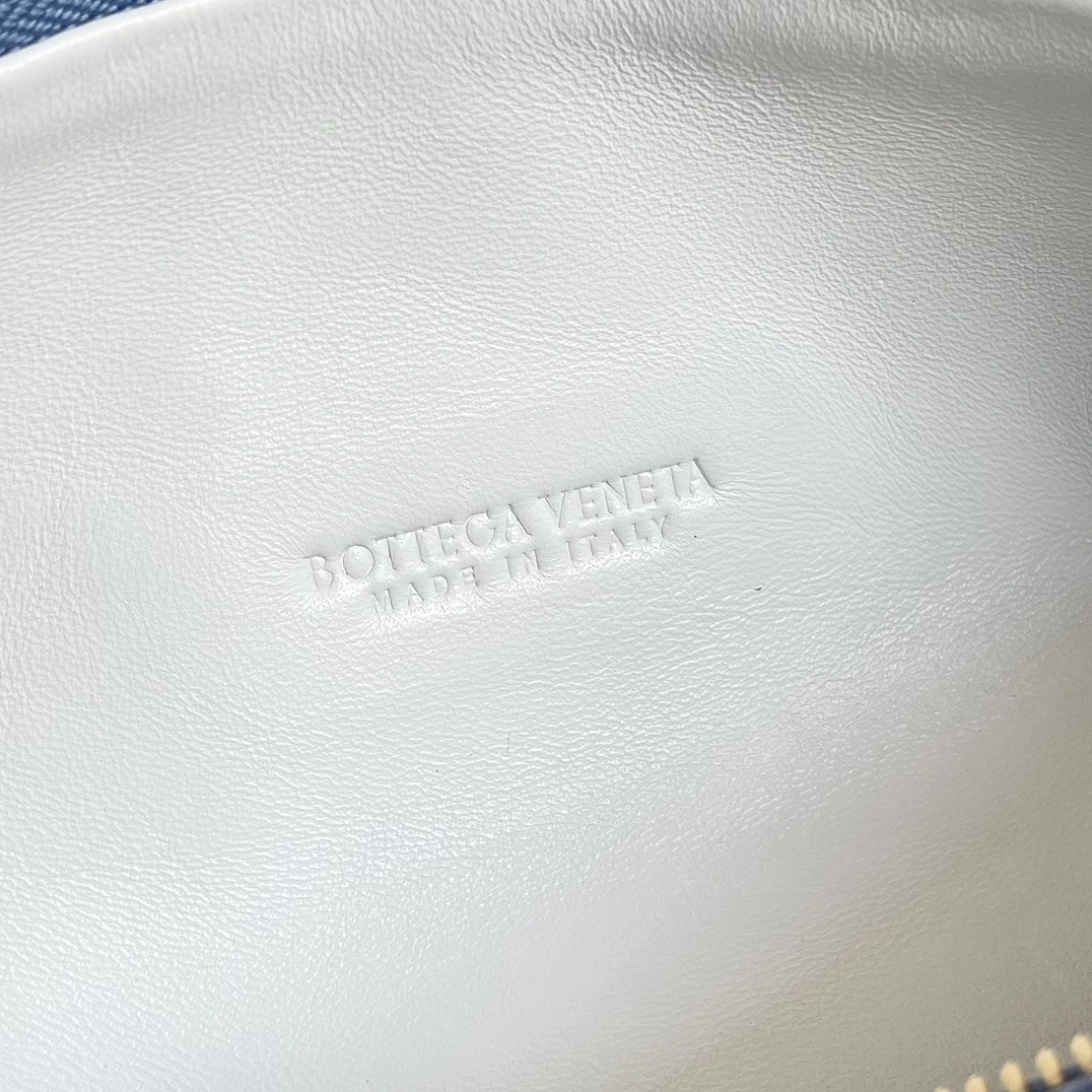 MOMO-- V595t1 690225V2H008792 high quality version Mini jodie item:E-B063A0901