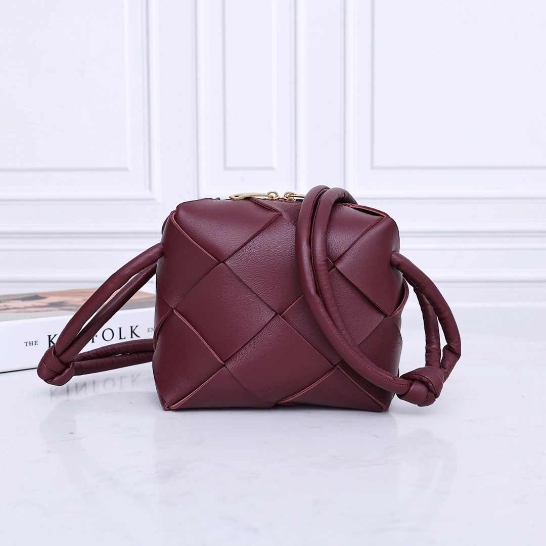 MOMO-- V595t1 701915VCQC22247 high quality version sheepskin item:D-B000I1218